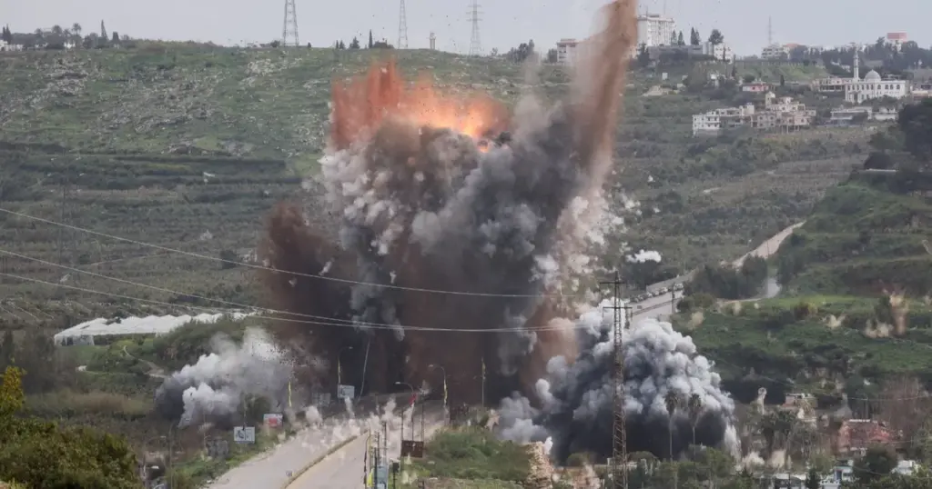 إسرائيل تدمر جسراً آخر على نهر الليطاني في جنوب لبنان