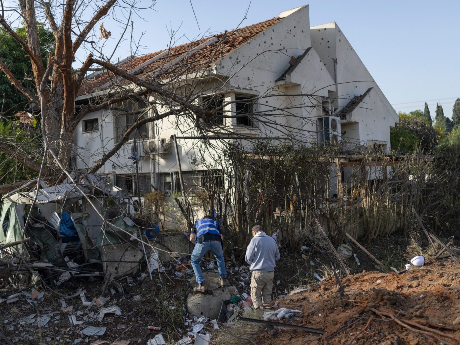 غارات إسرائيلية على جنوب لبنان تقتل 19 مدنيا | أخبار