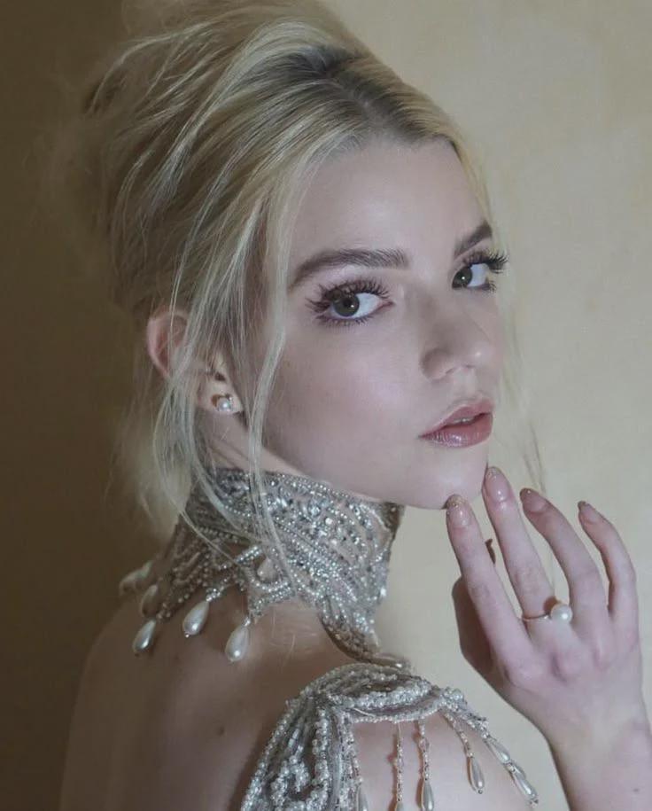 Anya Taylor-Joy Anya Taylor-Joy