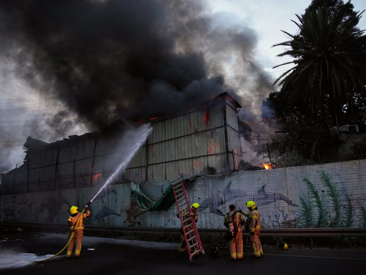 حزب الله ينفّذ هجومه الأكبر ضد إسرائيل والحرس الثوري يطلق الموجة الـ83 | أخبار