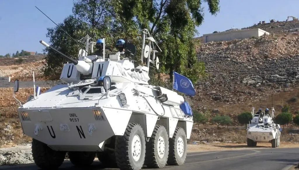 اليونيفيل: مقتل جندي من قوات حفظ السلام في انفجار قذيفة قرب عدشيت القصير جنوب لبنان اليونيفيل: مقتل جندي من قوات حفظ السلام في انفجار قذيفة قرب عدشيت القصير جنوب لبنان