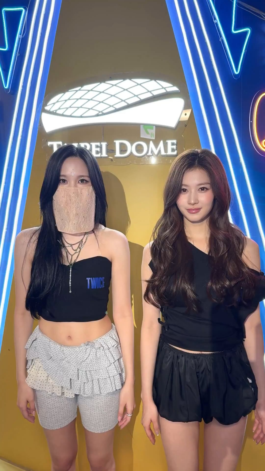 260323 تحديث تويتر - أنيونغهاسيو!🐧🐹 (سانا ومينا)