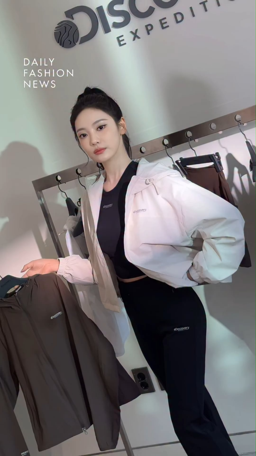 260312 تحديث أخبار الموضة اليومية على الإنستغرام مع نينغينغ