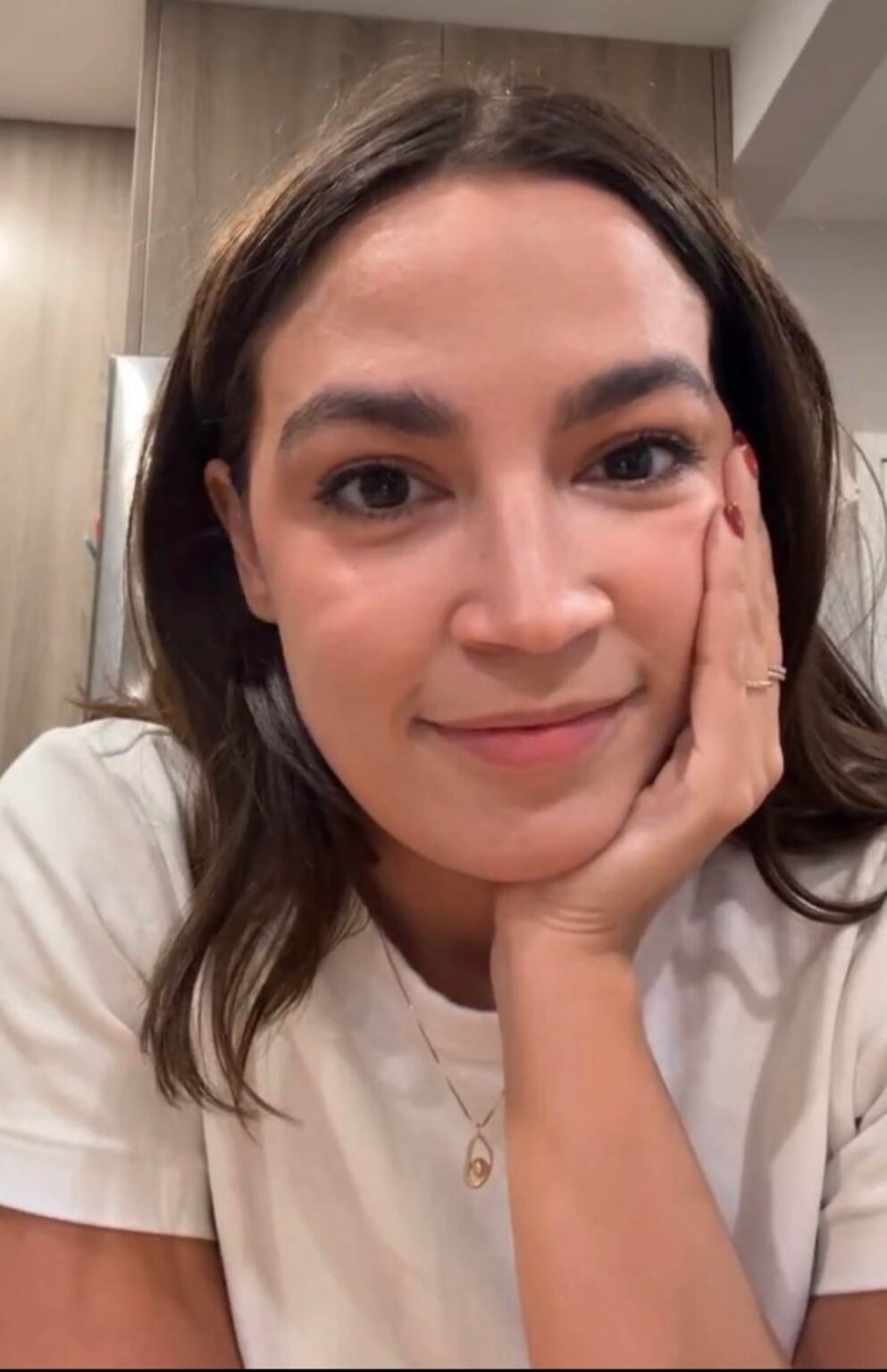 AOC 🥵 AOC 🥵