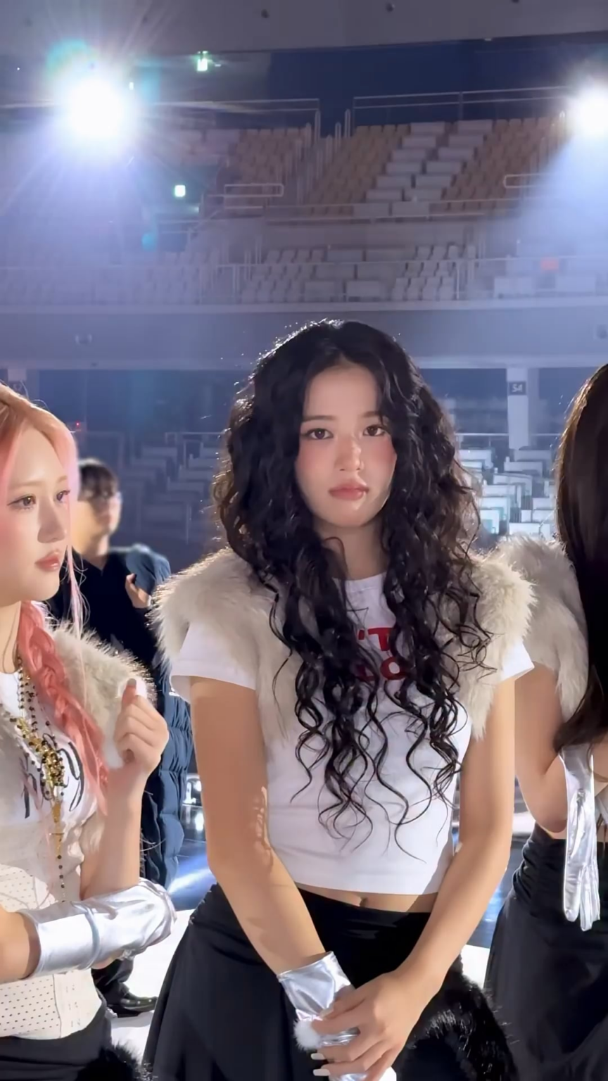 260303 تحديث TikTok الرسمي لـ IVE - 𝘭𝘰𝘷𝘦 𝑙𝑜𝑣𝑒 𝓁ℴ𝓋ℯ 💞