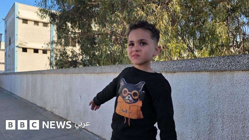 معبر رفح: قصة عائلة غزية عادت إلى القطاع معبر رفح: قصة عائلة غزية عادت إلى القطاع