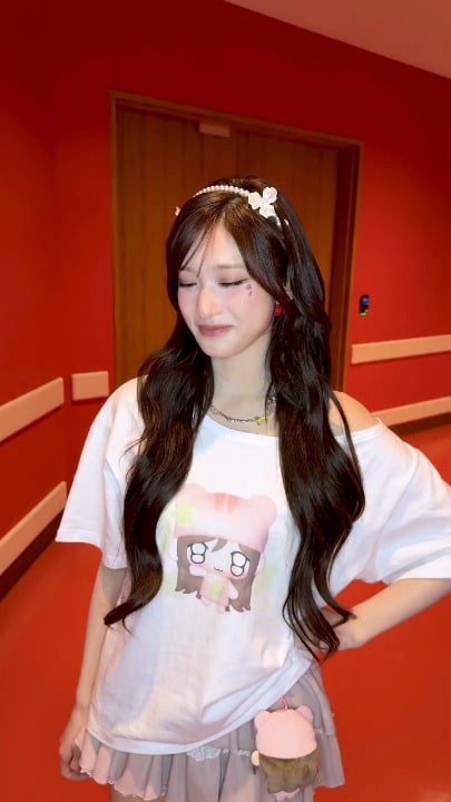 260322 تحديث TikTok الرسمي لـ IVE مع Leeseo - لم أعد طفلاً بعد الآن (تحدي حفل الكبار)