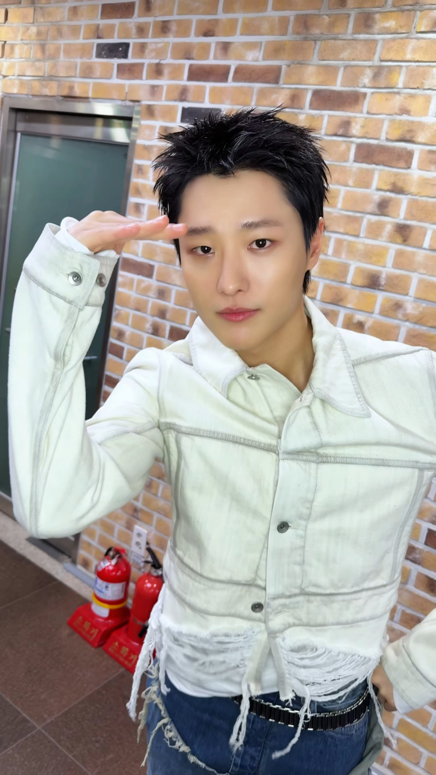 260307 تحديث TikTok الرسمي لـ IVE مع Liz - إذا كنت تريد ذلك، فسيحدث مع WOODZ 🖤 (تحدي BLACKHOLE)