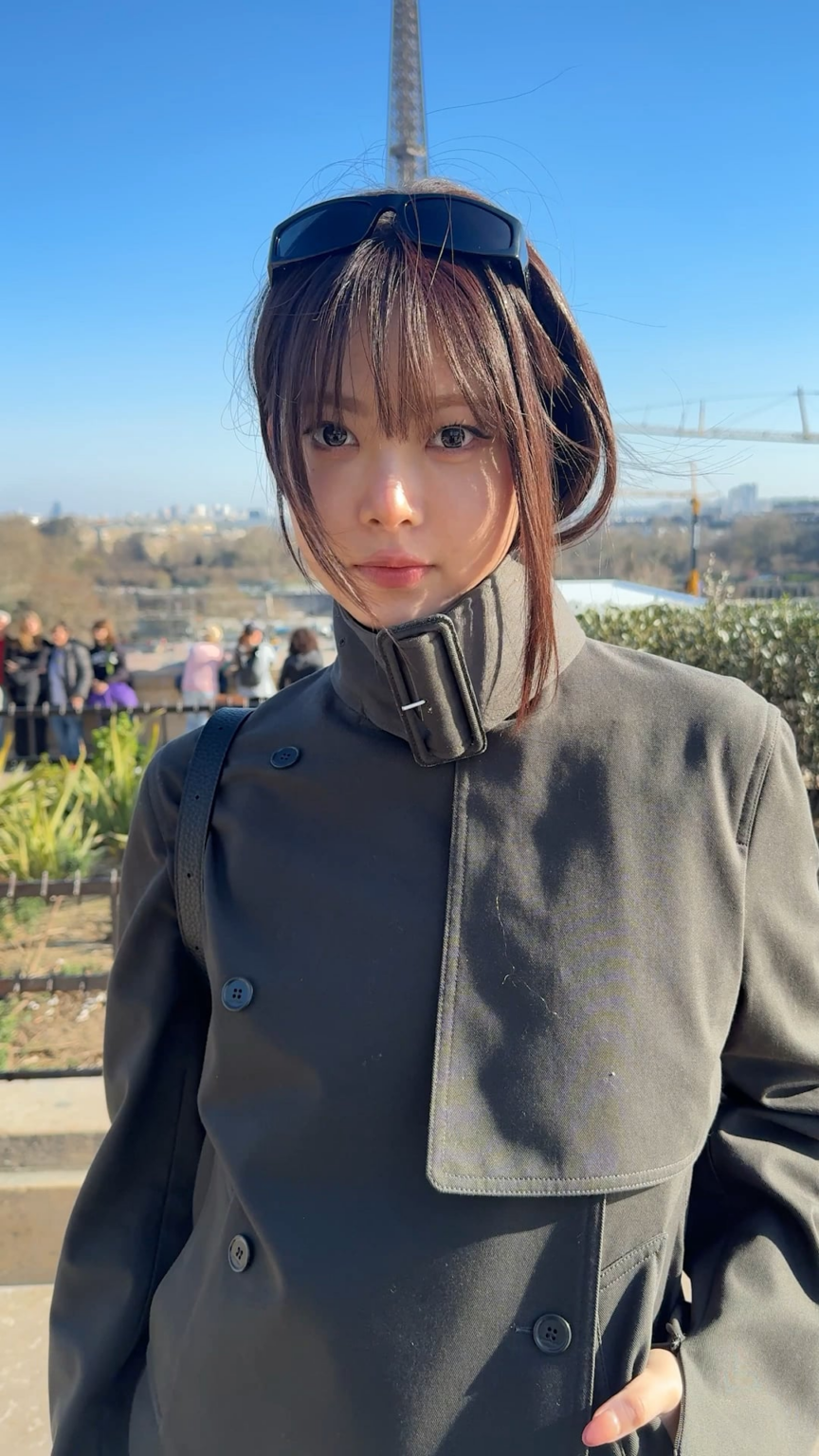 260305 تحديث LE SSERAFIM على التيك توك مع Hong Eunchae - أوه لا لا @courreges #courregesFW26