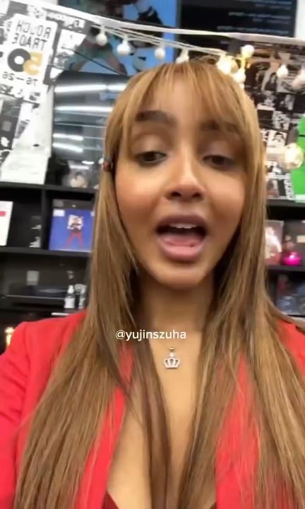 حصلت Rei على رسالة فيديو وألبوم موقع من PinkPantheress.