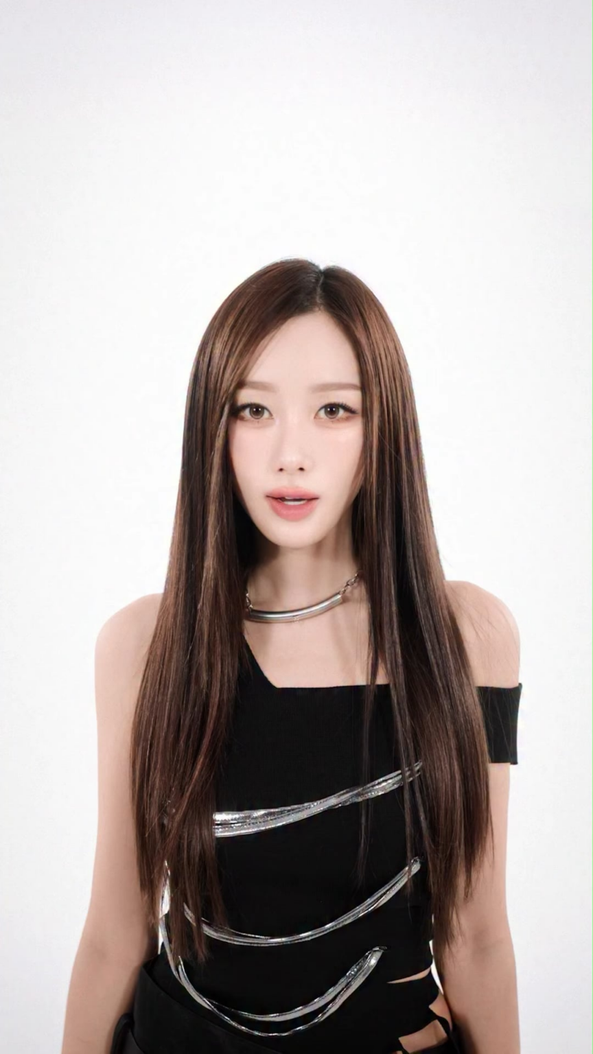 260313 جيزيل لـ ØTHER