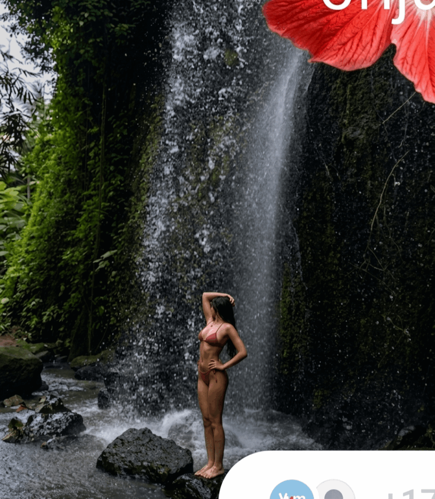 Aysu Osmanoğlu (Aysujue)