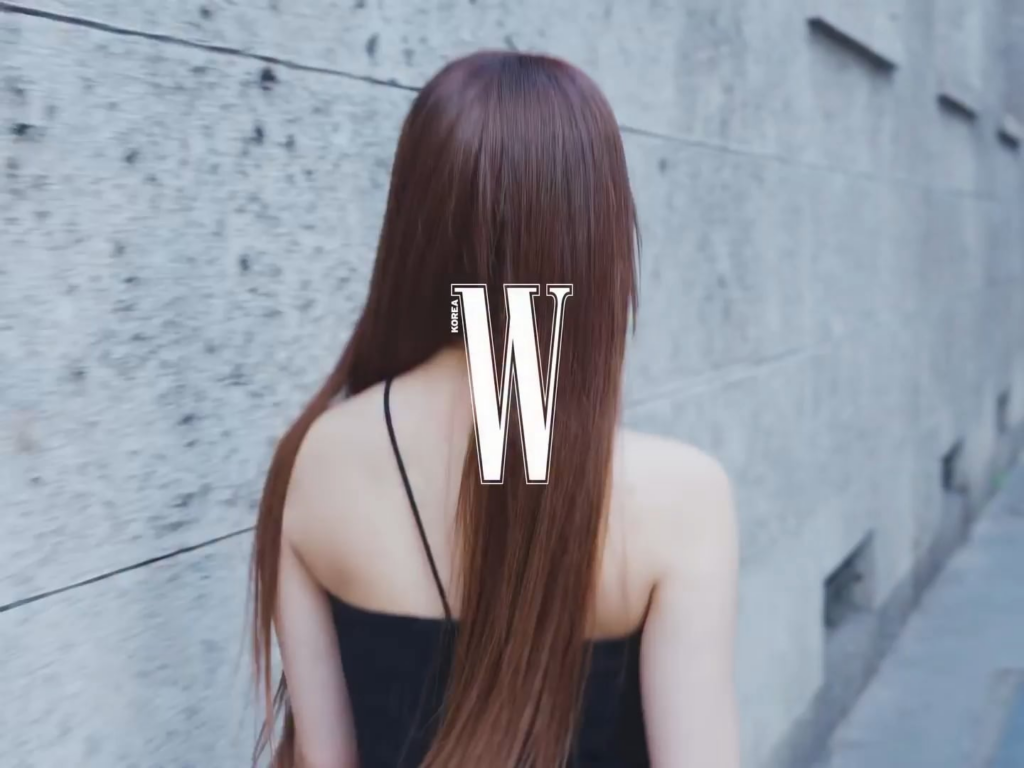 260310 Hong Eunchae - W Korea x Onitsuka Tiger (فيلم الموضة الرقمي لشهر مارس 2026)