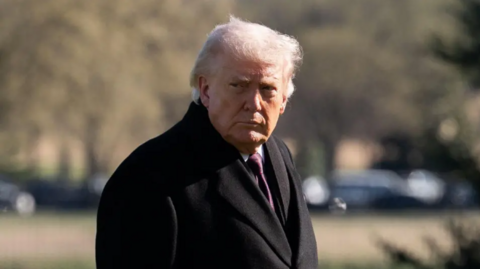 الحرب الأمريكية الإسرائيلية مع إيران: ترامب يهدد إيران بتفجير حقل غاز رئيسي إذا هاجمت قطر، والسعودية لا تستبعد اللجوء إلى العمل العسكري رداً على الهجمات الإيرانية