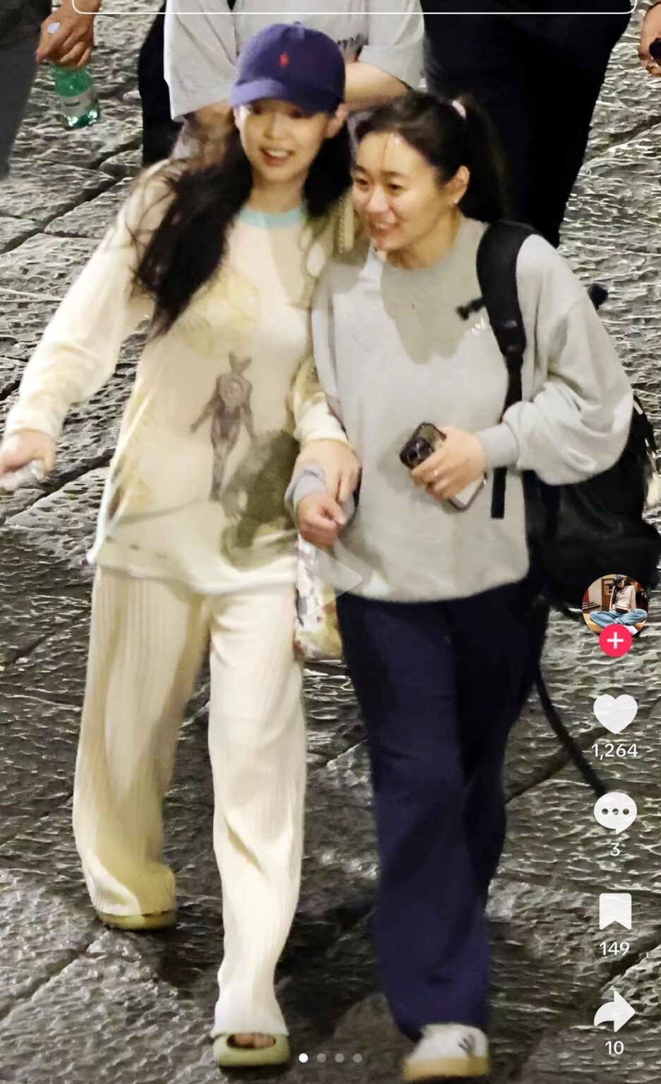 260803 كم يبلغ طول جيني؟