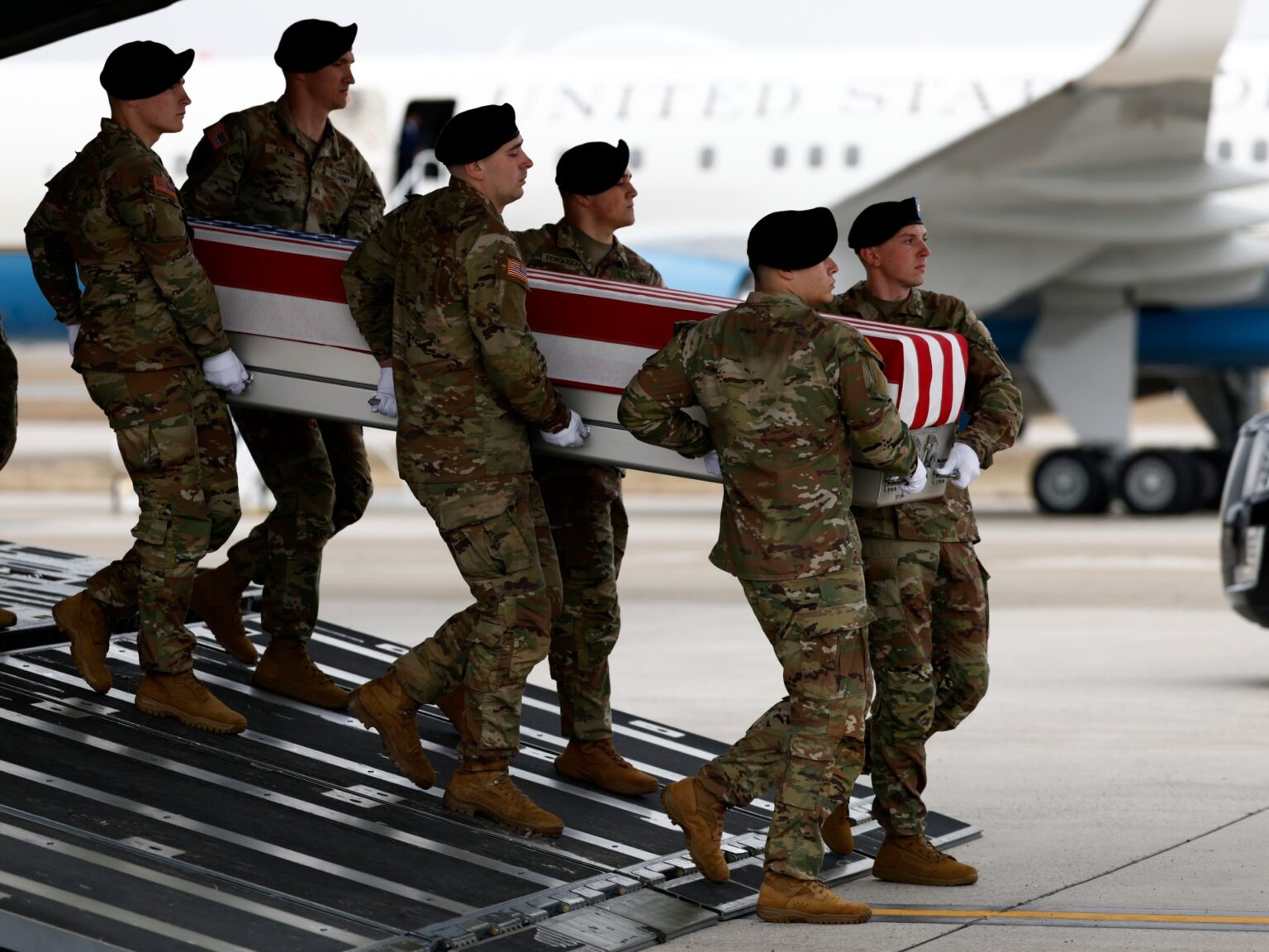 مقتل 13 جنديا أمريكيا وإصابة 210 جراء حرب إيران | أخبار مقتل 13 جنديا أمريكيا وإصابة 210 جراء حرب إيران | أخبار