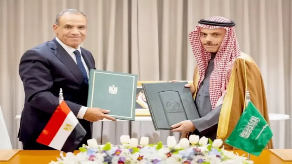 رسمياً: السعودية ومصر تلغيان التأشيرات نهائياً – قرار تاريخي يغير قواعد السفر بين البلدين! رسمياً: السعودية ومصر تلغيان التأشيرات نهائياً - قرار تاريخي يغير قواعد السفر بين البلدين!