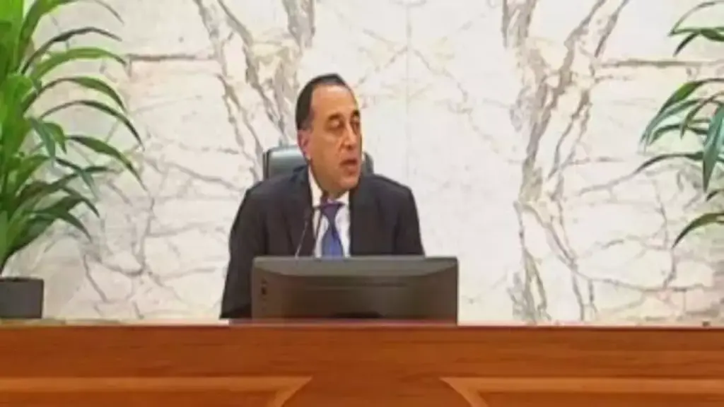 وزيرة التنمية المحلية تعلن المفاجأة: 'الساعة الثانية صباحاً' ليست وقت إغلاق، بل هي ساعة انتهاء الاحتفال رسمياً