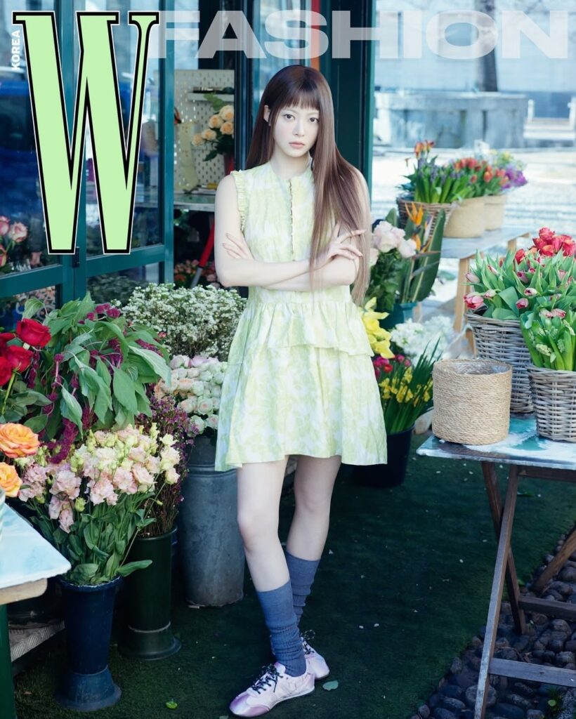 LE SSERAFIM Eunchae - W Korea x Onitsuka Tiger (غلاف العدد الرقمي لشهر مارس 2026)