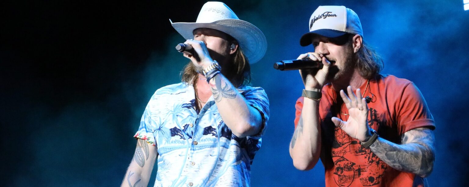 3 أغنيات ريفية أثارت ردود أفعال فور وصولها إلى موجات الأثير