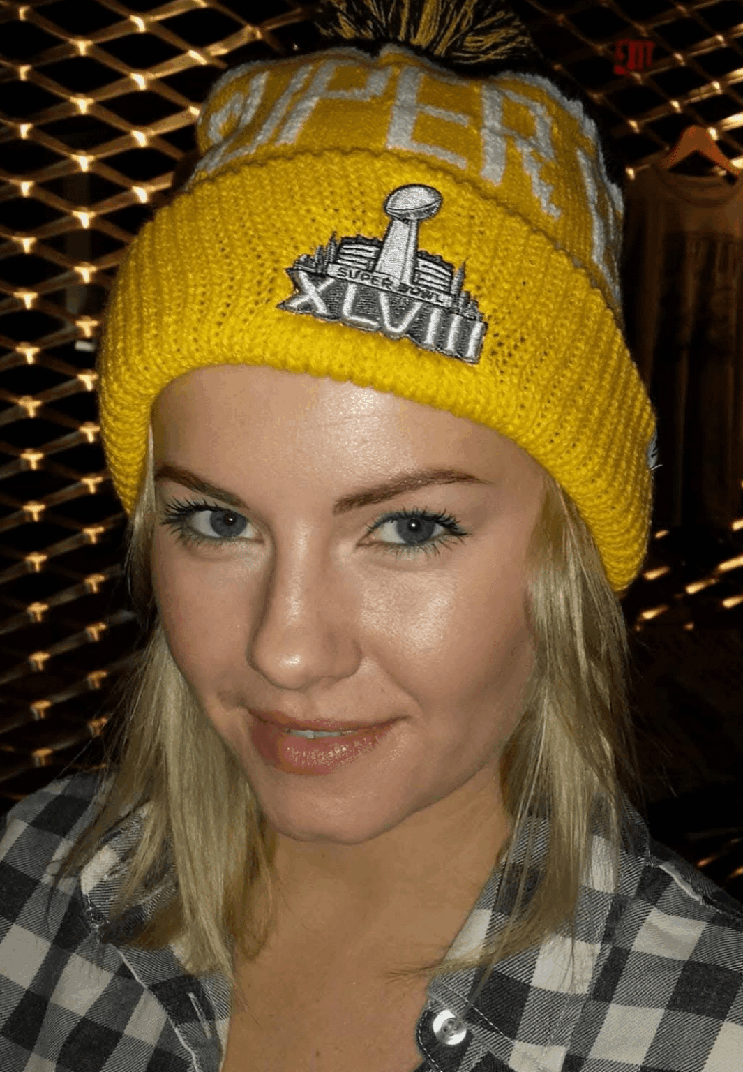 Elisha Cuthbert Elisha Cuthbert