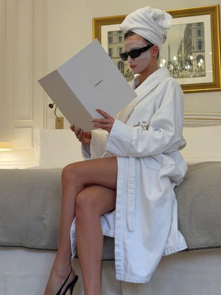 Serenay Sarıkaya Serenay Sarıkaya