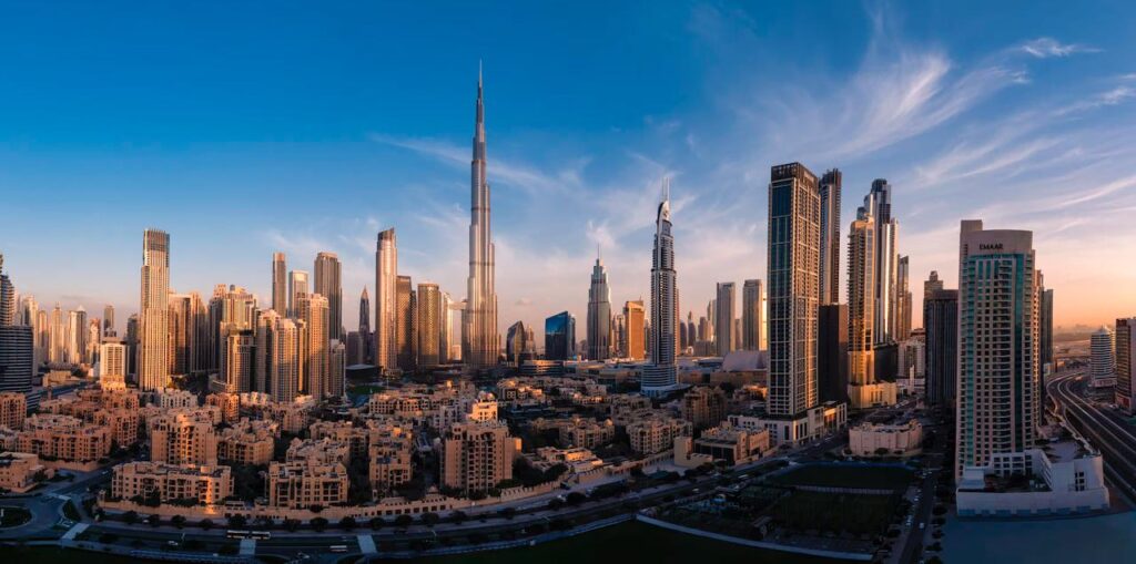 إصابتان جراء سقوط شظايا مسيّرات عقب اعتراضها