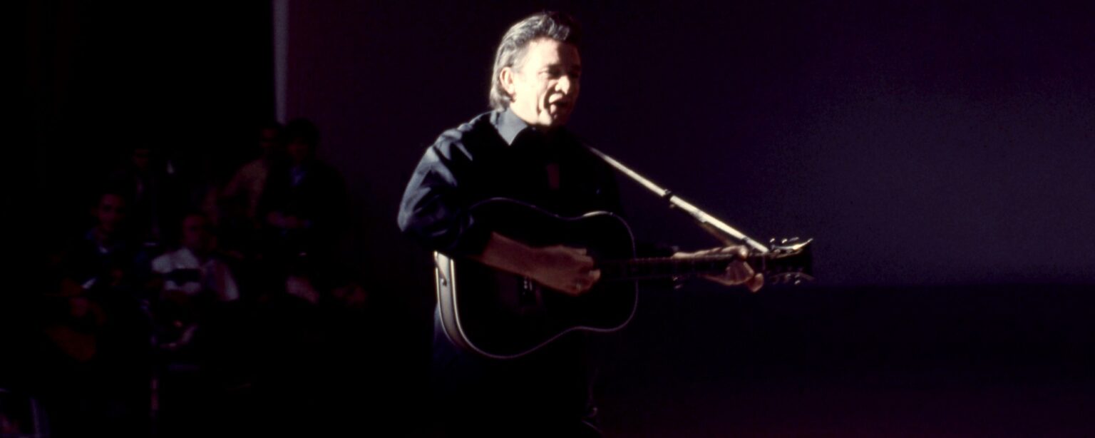 3 من أهم ألبومات البلاد في السبعينيات 3 من أهم ألبومات البلاد في السبعينيات