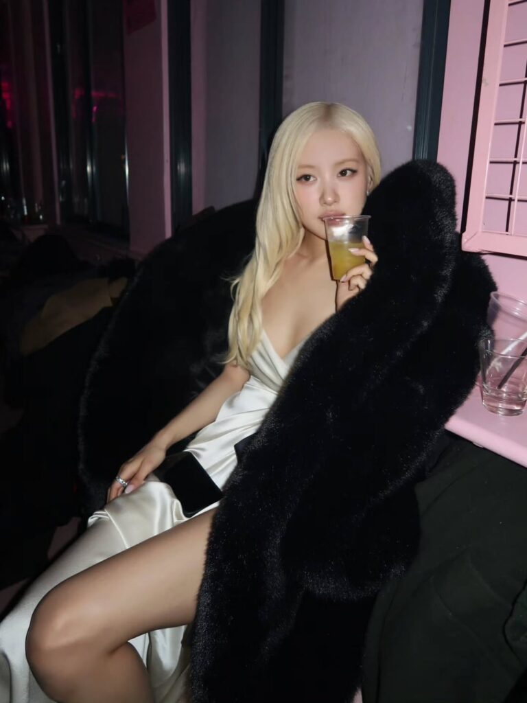 260313 bit.boot_jungyo تحديث IG مع Rosé