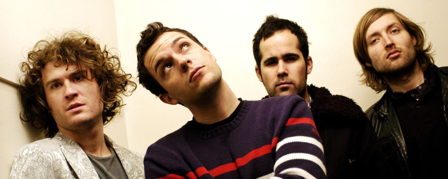 3 أغاني روك من العقد الأول من القرن الحادي والعشرين ستجعلك ترقص 3 أغاني روك من العقد الأول من القرن الحادي والعشرين ستجعلك ترقص