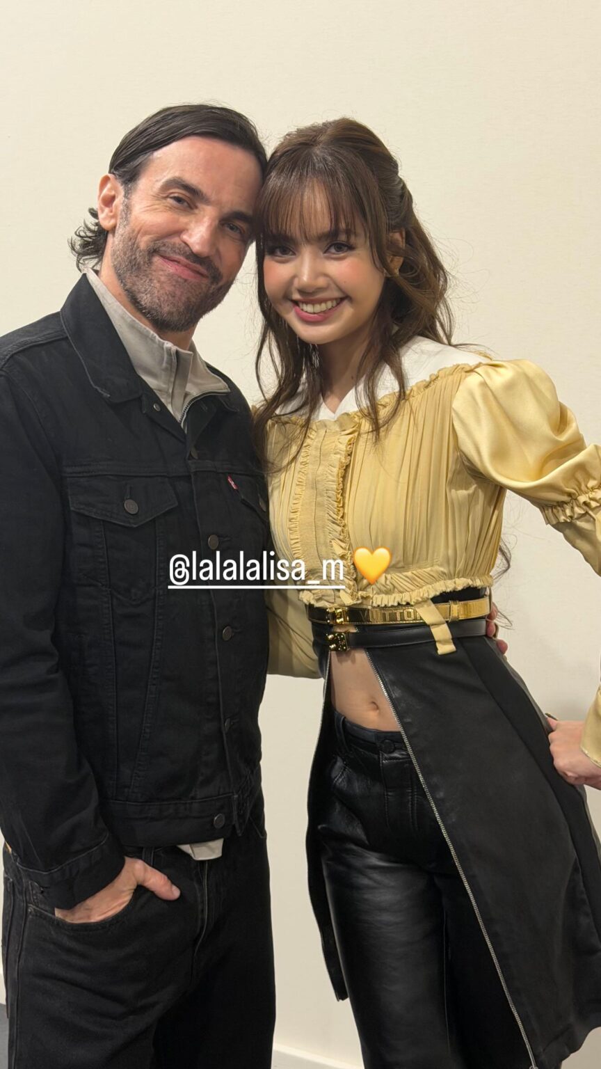 260317 تحديث قصة نيكولا غيسكيير على IG مع ليزا