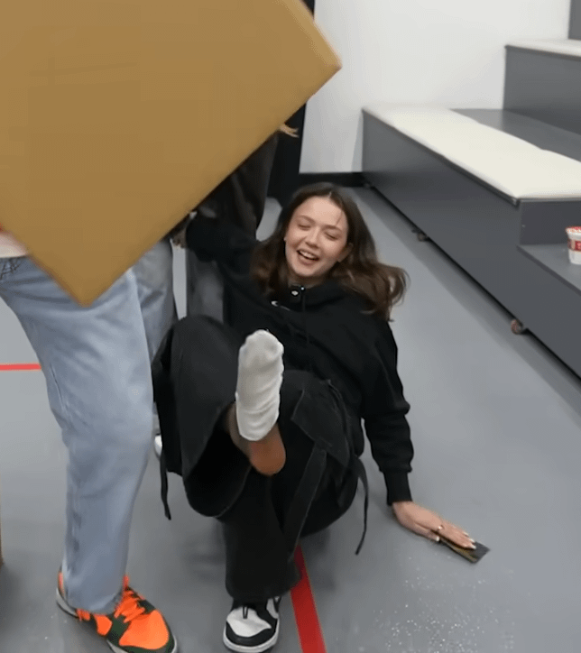 FERİDE ÖZDİNÇ YARIM TABAN