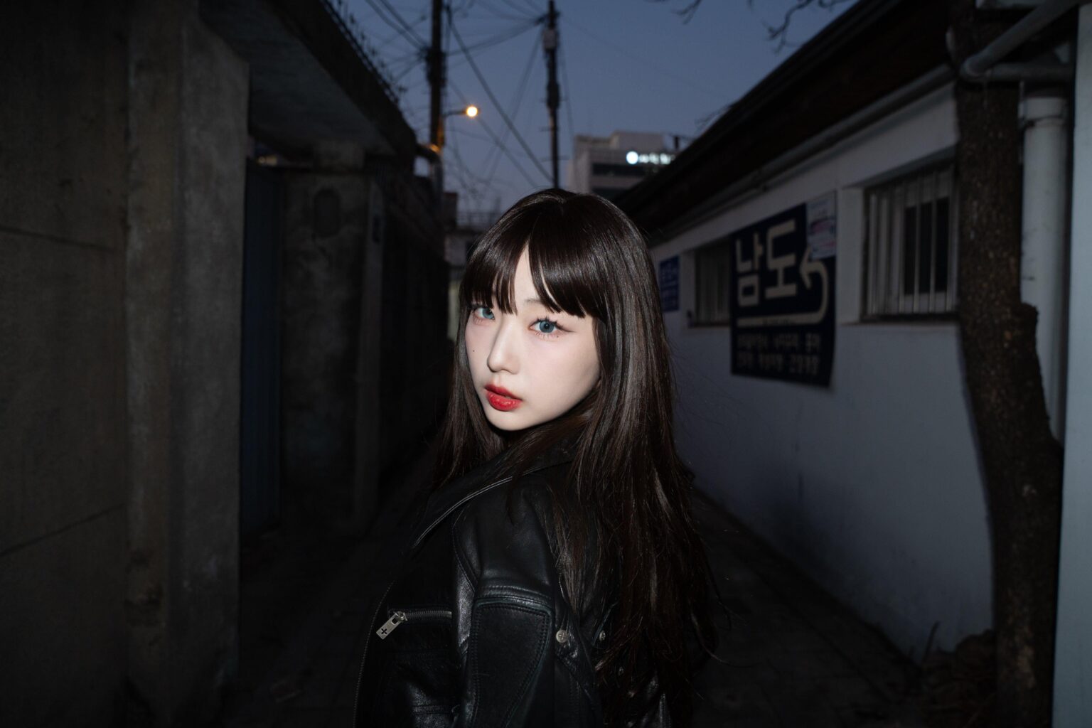 Yeojin – الأغنية الرقمية الأولى: المستوى 1 (الصورة المفاهيمية 4) Yeojin - الأغنية الرقمية الأولى: المستوى 1 (الصورة المفاهيمية 4)