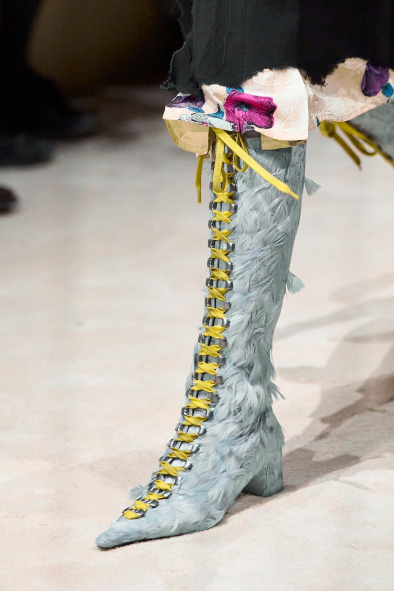 الأحذية من برادا Prada