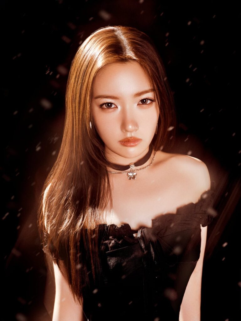 AtHeart - أبواب الفراشة (الصورة المفاهيمية رقم 2)