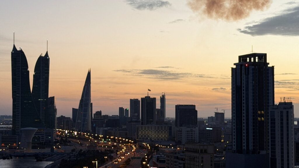 هجمات تستهدف دولا خليجية ووزير الدفاع السعودي يحذر طهران | أخبار