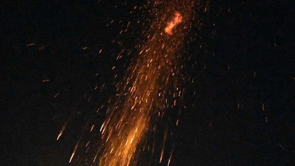 حزب الله يعلن "العصف المأكول" وإسرائيل تتوعد برد "الصاع صاعين" | أخبار