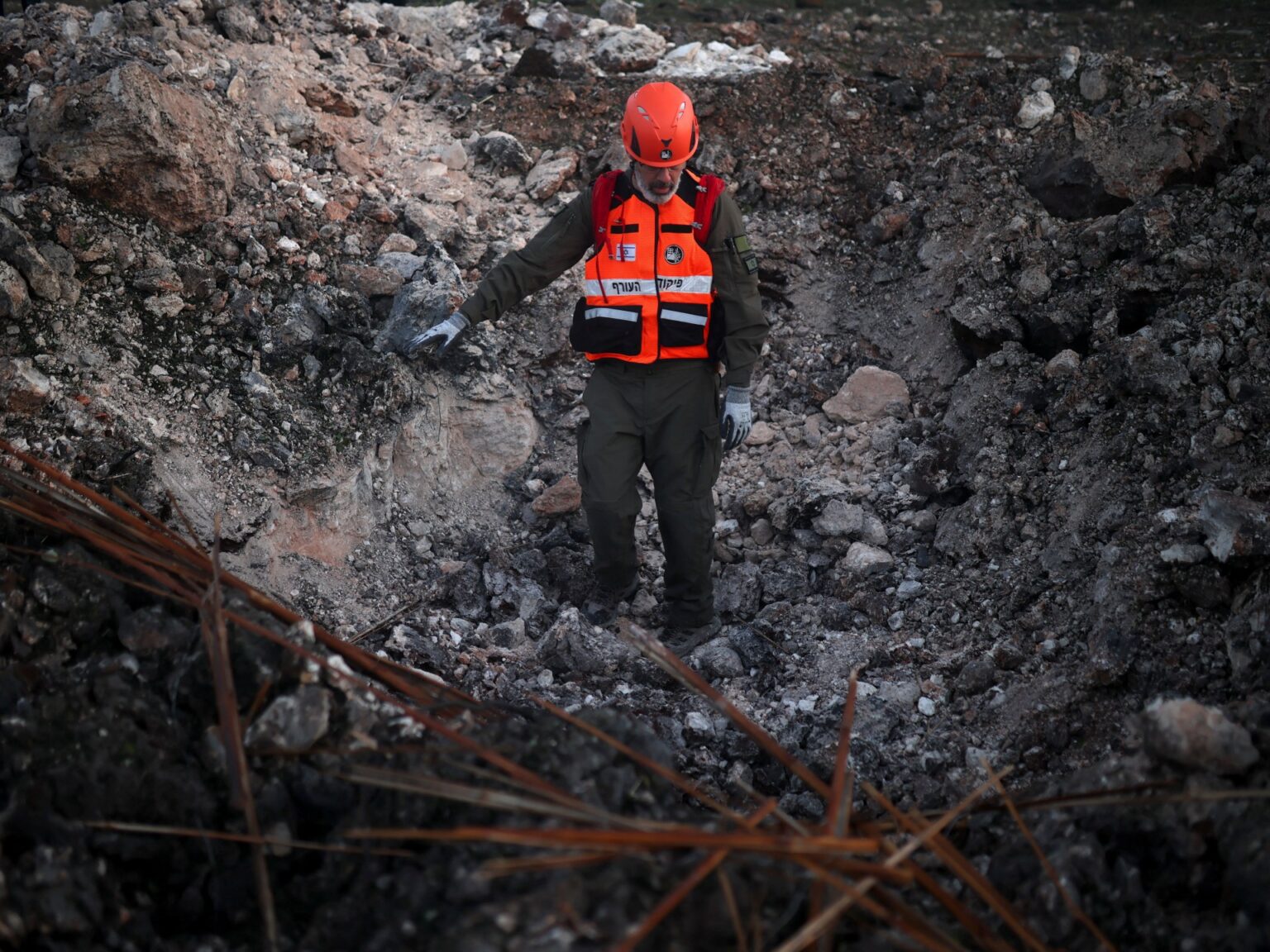 80 مصابا وتضرر مئات المنازل جراء سقوط صواريخ في الجليل | أخبار