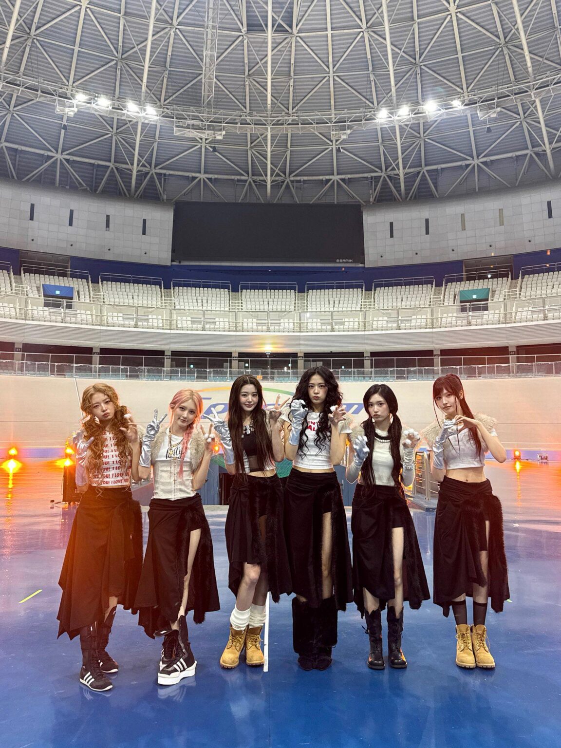 260304 تحديث تويتر الرسمي لـ IVE - أصبح دعم DIVE هو القوة التي جعلت من الممكن حصول BLACKHOLE Show Champion على المركز الأول 🏆