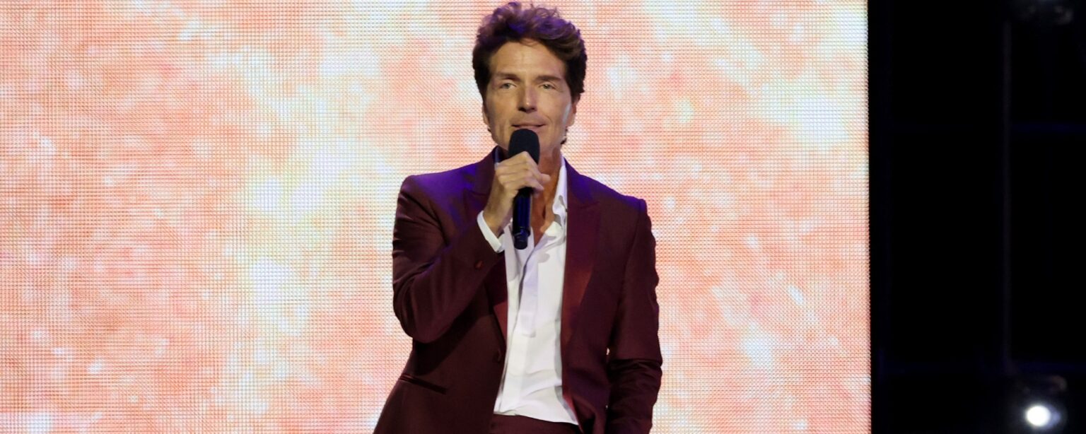 3 أغاني لريتشارد ماركس حققت نجاحًا كبيرًا لفنانين آخرين 3 أغاني لريتشارد ماركس حققت نجاحًا كبيرًا لفنانين آخرين