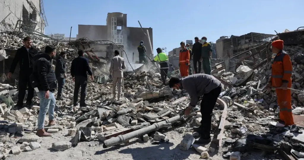 الجيش الإسرائيلي: رصد إطلاق موجة صواريخ جديدة من إيران – الشرق الجيش الإسرائيلي: رصد إطلاق موجة صواريخ جديدة من إيران - الشرق