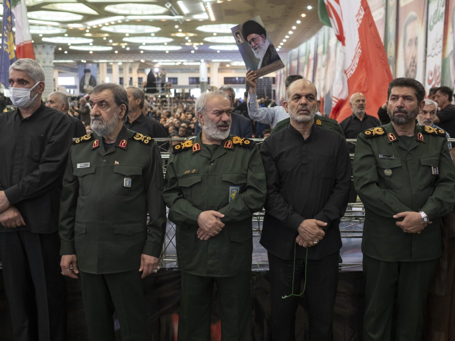 "لغز البديل الرابع".. خطة إيران للصمود في حرب طويلة ضد أمريكا وإسرائيل | سياسة