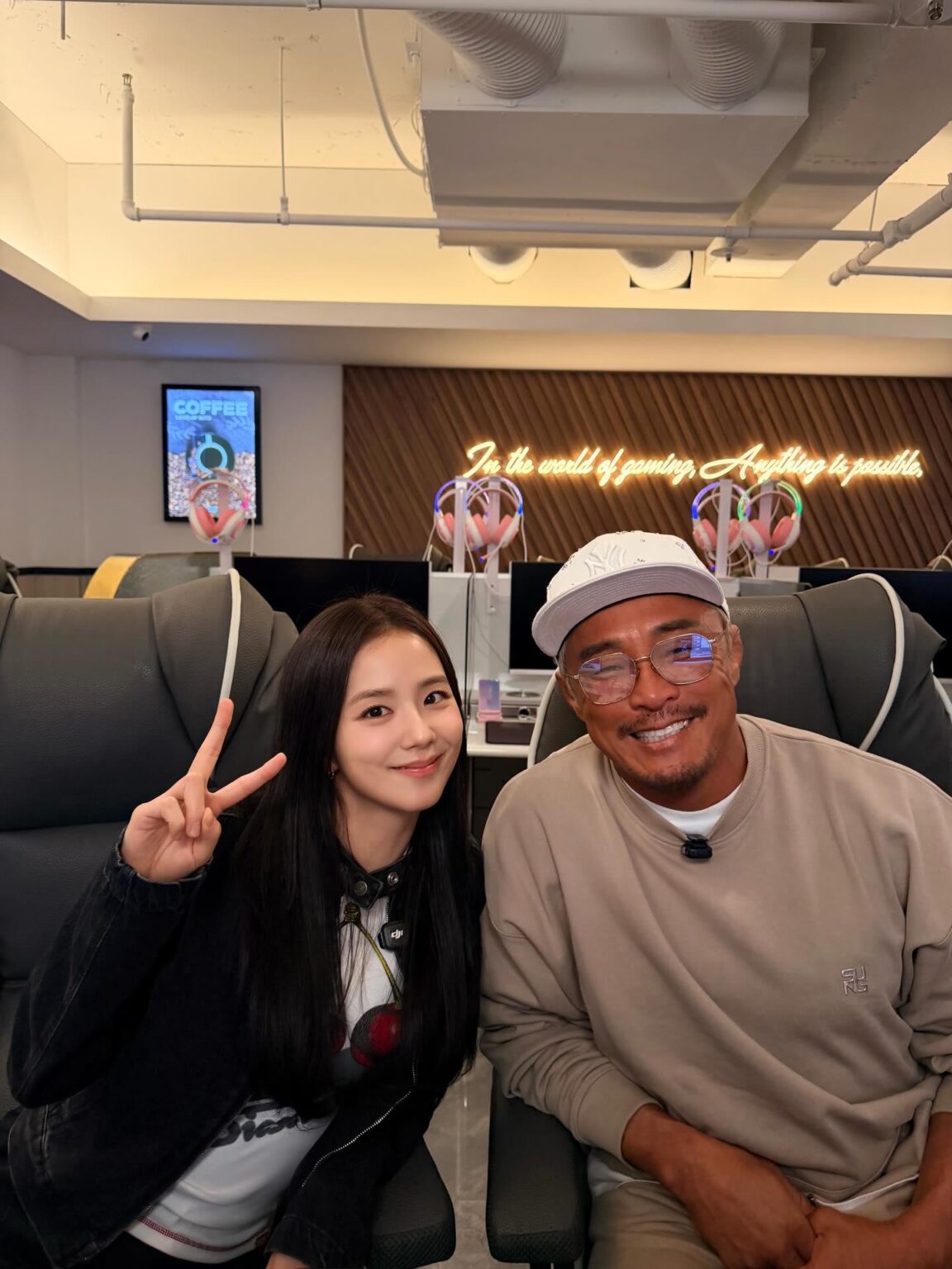 260312 تحديث تشو سونغهون على الانستقرام مع جيسو