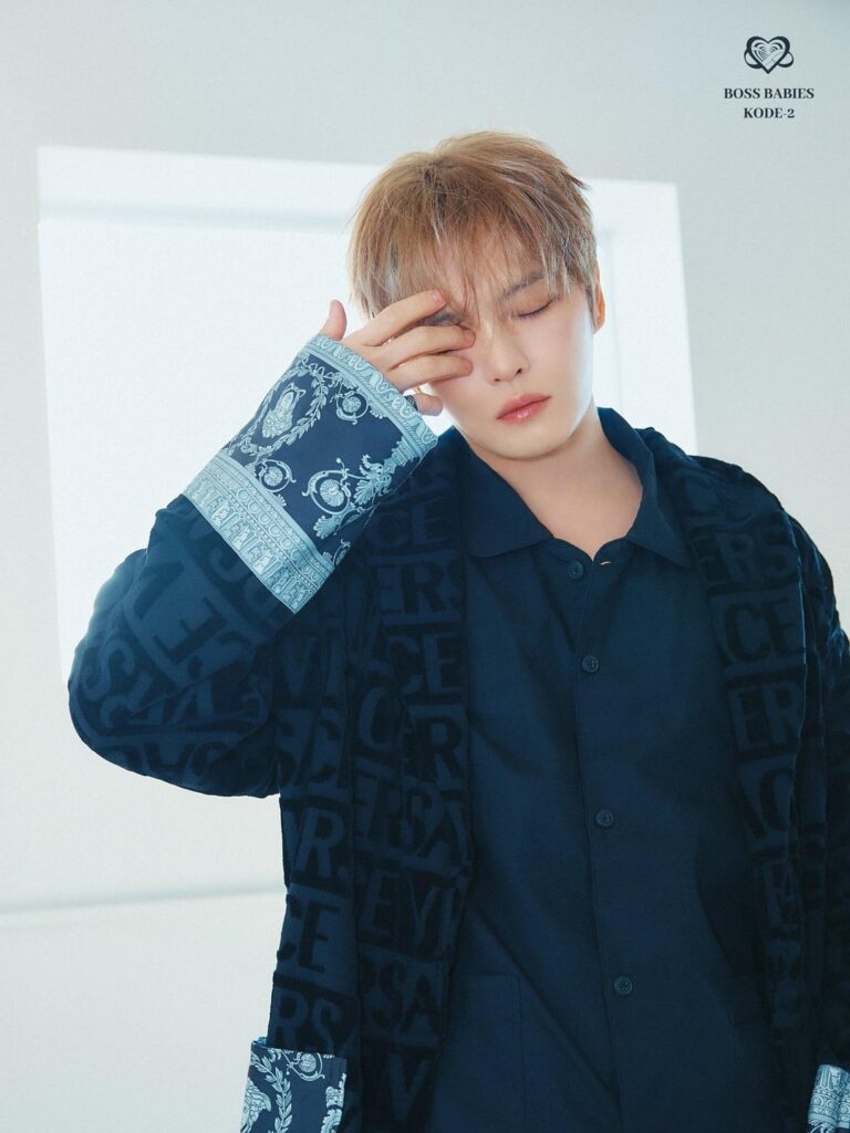 Kim Jaejoong – نادي المعجبين الرسمي ‘BOSS BABIES KODE-2’ (صورة مفهوم مجموعة العضوية رقم 1 ورقم 2) Kim Jaejoong - نادي المعجبين الرسمي 'BOSS BABIES KODE-2' (صورة مفهوم مجموعة العضوية رقم 1 ورقم 2)