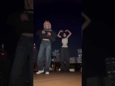 إيتزي ييجي مع قبلة الحياة جولي - هذا لا لا (تحدي الرقص) (260314)