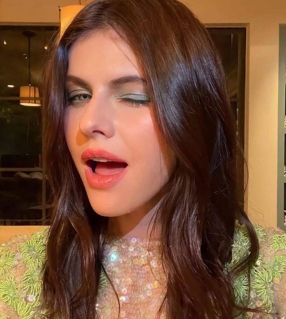 Alexandra Daddario Alexandra Daddario