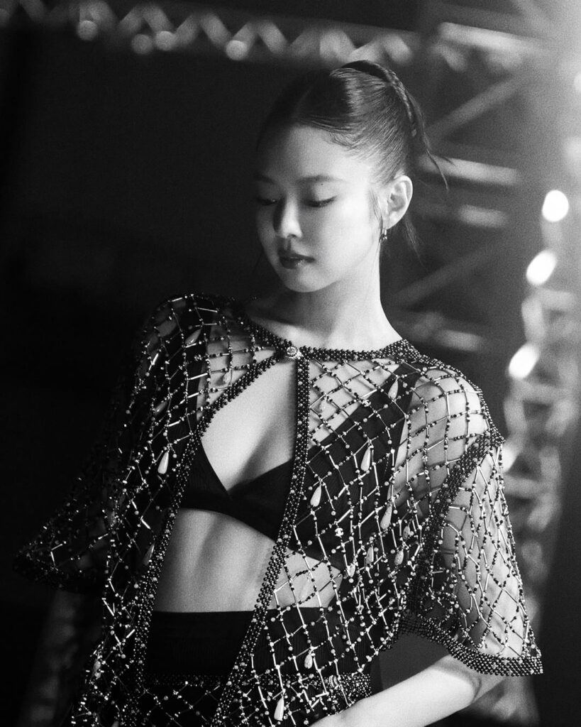 260310 تحديث ililyyy على الانستقرام مع جيني