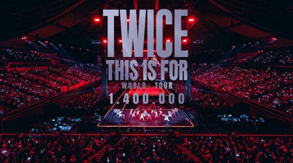 260329 - تحديث تويتر لجولة توايس - "هذه الجولة العالمية" لـ @JYPETWICE تجاوزت الآن أكثر من 1.400.000 من الحضور!! إنها جولتهم الثانية للوصول إلى هذا الإنجاز.