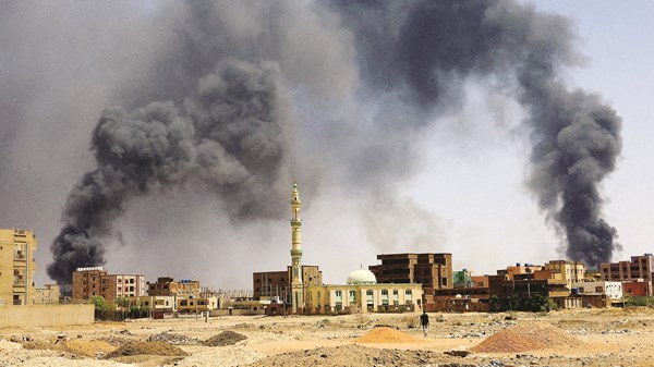 1100 يوم شاهدة على جريمة الجيش و«الإخوان» تجاه السودانيين 1100 يوم شاهدة على جريمة الجيش و«الإخوان» تجاه السودانيين