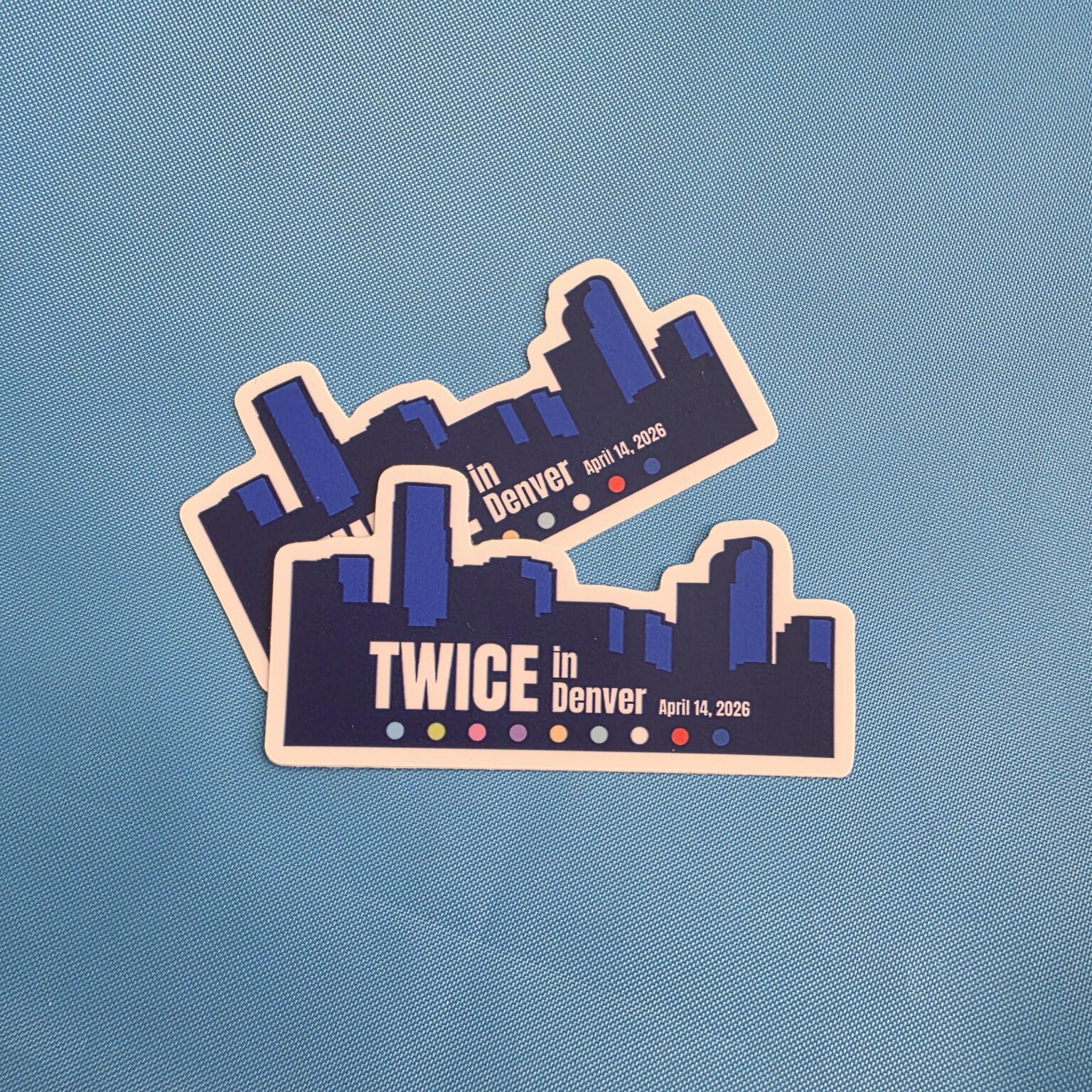 ملصقات الهدية الترويجية لدنفر غدا!